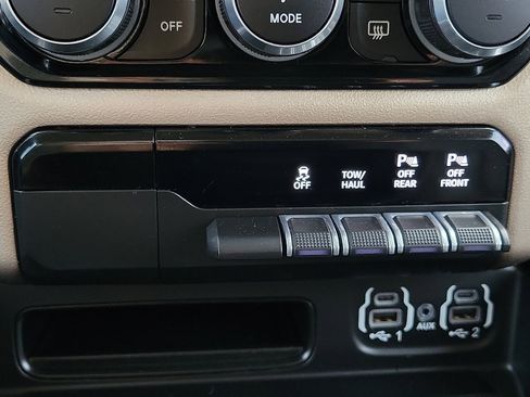 Used 2022 RAM 1500 Laramie image 15