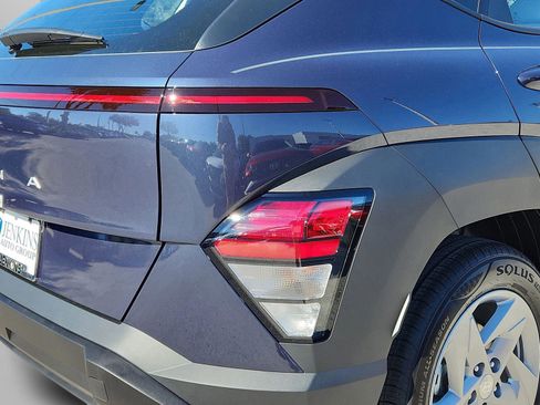 New 2026 Hyundai Kona SE FWD image 8