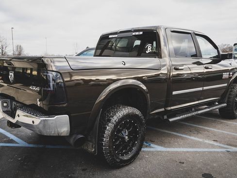 Used 2014 RAM 3500 Laramie w/ Convenience Group image 31