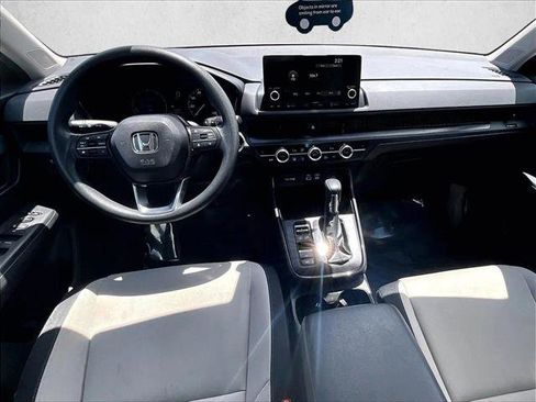 Used 2024 Honda CR-V EX image 16