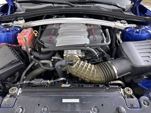 Used 2017 Chevrolet Camaro SS RWD image 31
