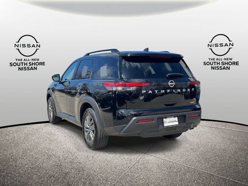 Used 2025 Nissan Pathfinder SV AWD/4WD image 7