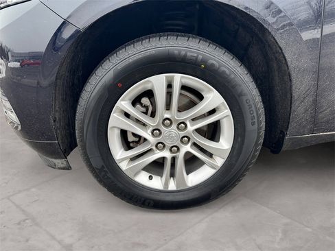 Used 2020 Buick Enclave Essence image 14