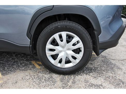 Used 2026 Toyota Corolla Cross L FWD image 31