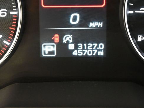 Used 2023 Subaru Outback Premium image 18