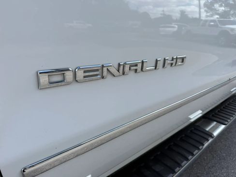 Used 2016 GMC Sierra 2500 Denali w/ Duramax Plus Package AWD/4WD image 37