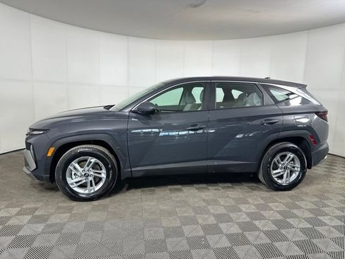 Certified 2025 Hyundai Tucson SE AWD/4WD image 34