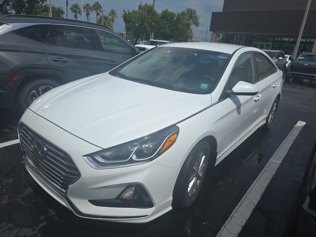 Used 2018 Hyundai Sonata SE FWD image 1