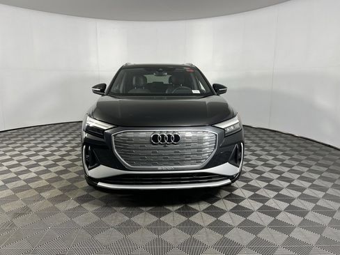 Used 2023 Audi Q4 e-tron Premium Plus image 10