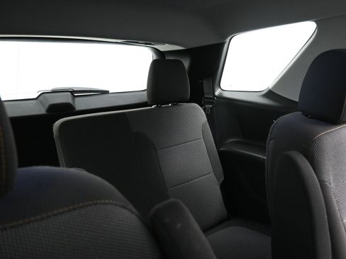 Used 2020 Chevrolet Traverse LT w/ LPO, Black Accent Package image 24