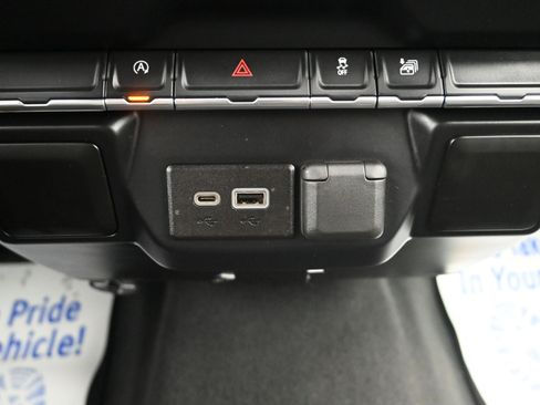 Certified 2019 Chevrolet Silverado 1500 LT w/ Remote Start Package image 19