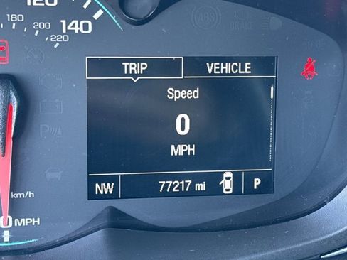 Used 2020 Chevrolet Trax LT w/ LT Convenience Package image 19