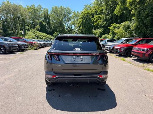 Used 2023 Hyundai Tucson SEL w/ Convenience Package AWD/4WD image 4