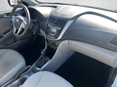 Used 2017 Hyundai Accent SE image 22