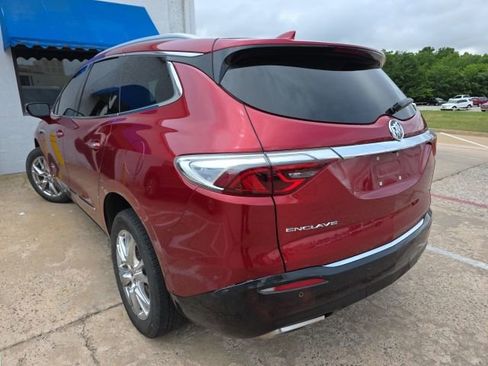 Used 2023 Buick Enclave Essence w/ Experience Buick Package FWD image 3