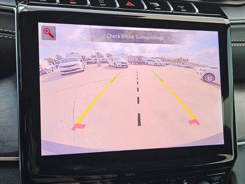 New 2025 Jeep Grand Cherokee Limited image 13