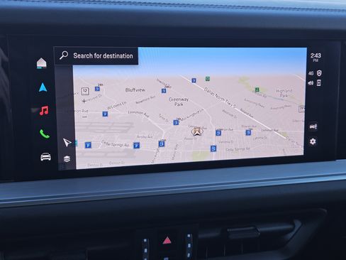 Certified 2025 Porsche Cayenne S image 17