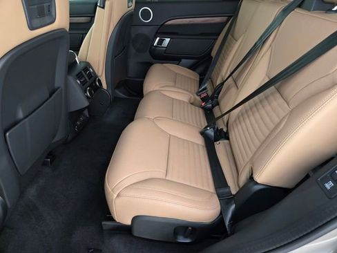 New 2025 Land Rover Discovery Dynamic SE AWD/4WD image 5
