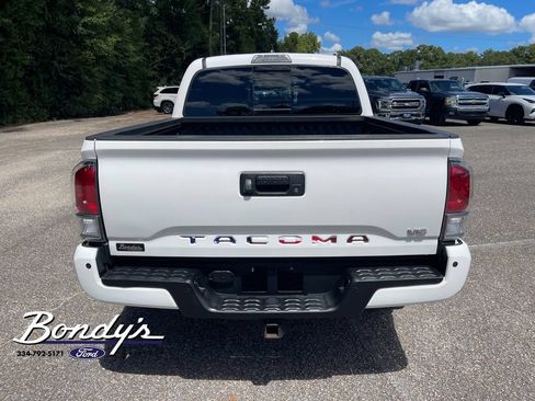 Used 2023 Toyota Tacoma TRD Sport w/ Technology Package AWD/4WD image 13