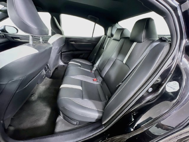 Used 2025 Toyota Camry SE FWD image 22