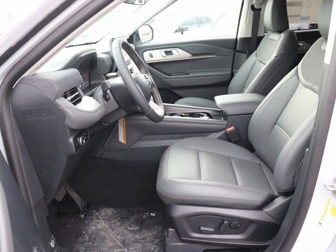 New 2026 Ford Explorer Active w/ Active Comfort Package AWD/4WD image 32