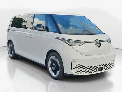 Used 2025 Volkswagen ID. Buzz Pro S RWD image 1
