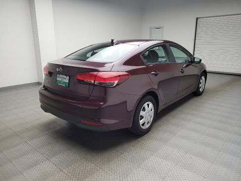 Used 2018 Kia Forte LX FWD image 9