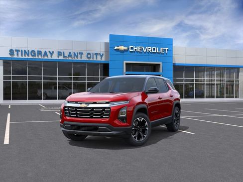 New 2026 Chevrolet Equinox LT w/ Convenience Package II FWD image 8