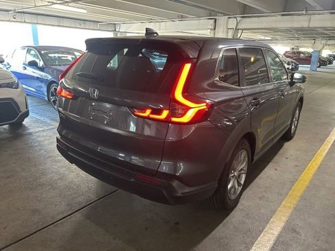 Used 2025 Honda CR-V EX-L image 2