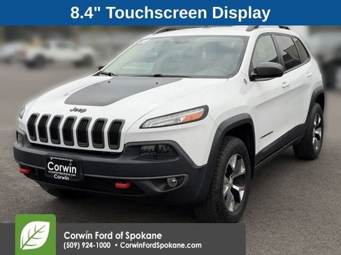Used 2017 Jeep Cherokee Trailhawk AWD/4WD image 5