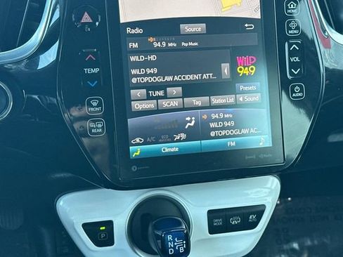 Certified 2018 Toyota Prius Prime Premium image 30