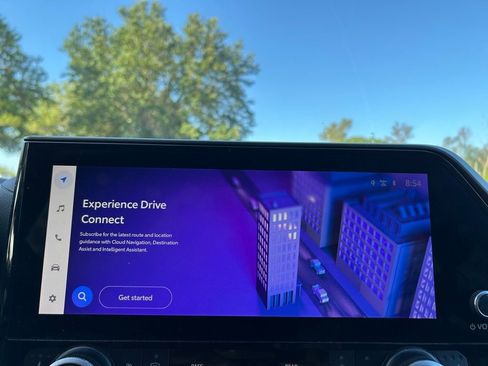 Used 2024 Toyota Highlander XLE image 23