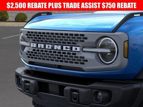 New 2025 Ford Bronco Badlands image 19