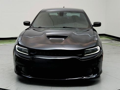 Used 2019 Dodge Charger Scat Pack image 2