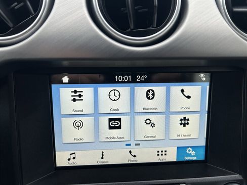 Used 2018 Ford Mustang Premium image 13