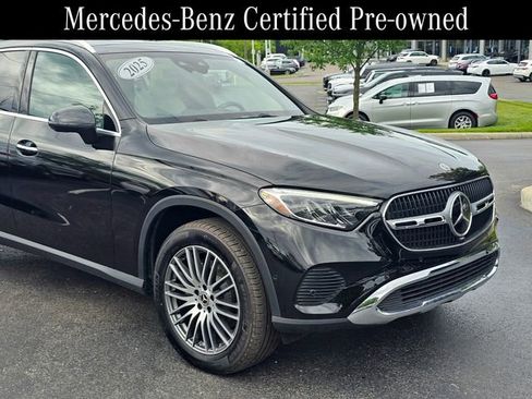 Certified 2025 Mercedes-Benz GLC 300 4MATIC image 2