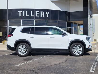 Used 2025 GMC Acadia Elevation w/ Elevation Premium Package