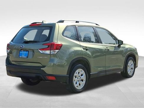 Used 2021 Subaru Forester AWD/4WD image 6