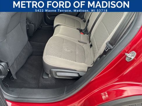 Used 2022 Ford Escape SE image 34