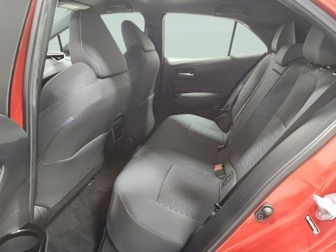 Used 2019 Toyota Corolla SE image 18