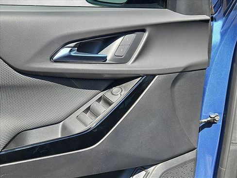 Certified 2025 Chevrolet Equinox RS w/ Safety and Technology Package FWD image 12