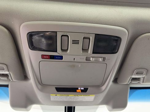 Used 2019 Subaru Outback 2.5i Limited AWD/4WD image 24