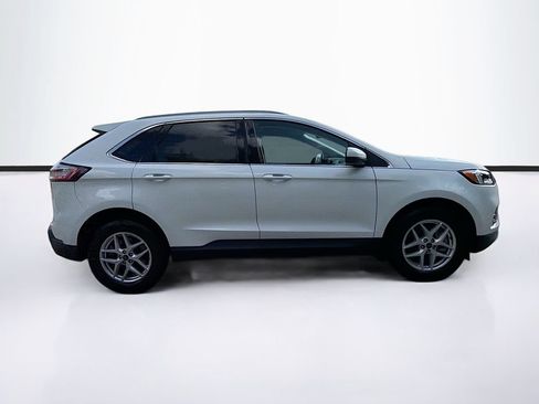 Certified 2023 Ford Edge SEL w/ Convenience Package AWD/4WD image 4