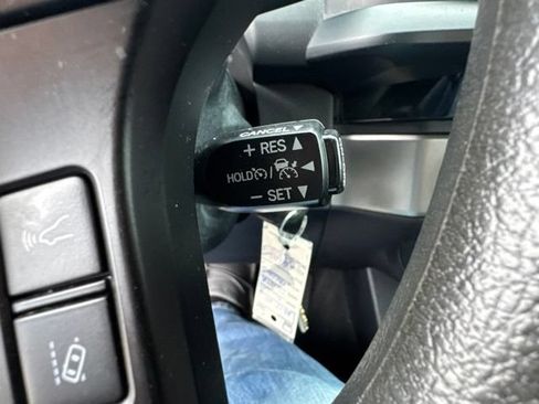 Used 2018 Toyota Tacoma SR w/ SR Convenience Package AWD/4WD image 23