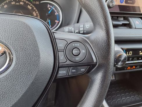 Certified 2025 Toyota RAV4 XLE image 23