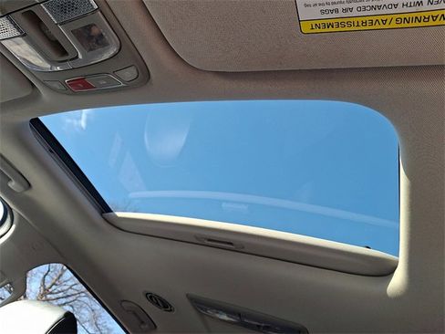 Used 2023 Kia Telluride S w/ S Sunroof Package image 15