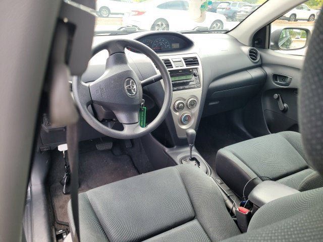 Used 2010 Toyota Yaris Sedan w/ Convenience Pkg FWD image 16