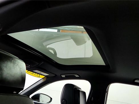 Used 2023 Audi A6 3.0T Premium image 23