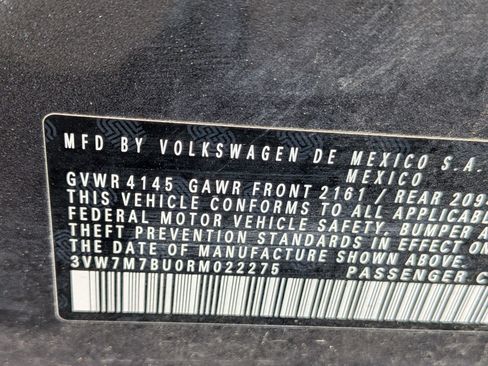 Used 2024 Volkswagen Jetta SE w/ Panoramic Sunroof Package FWD image 37