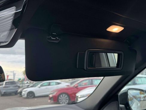 Used 2023 BMW X6 xDrive40i w/ Executive Package image 32